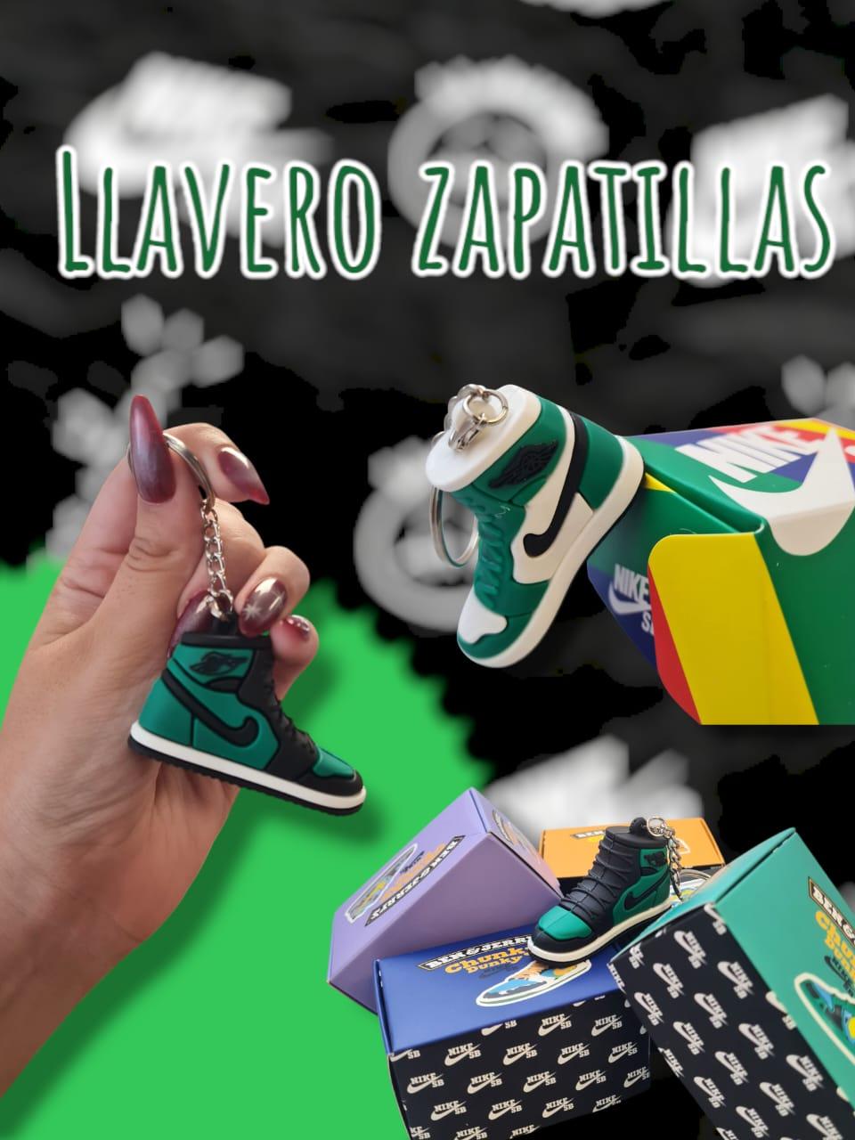 Llavero Zapatillas NIKE