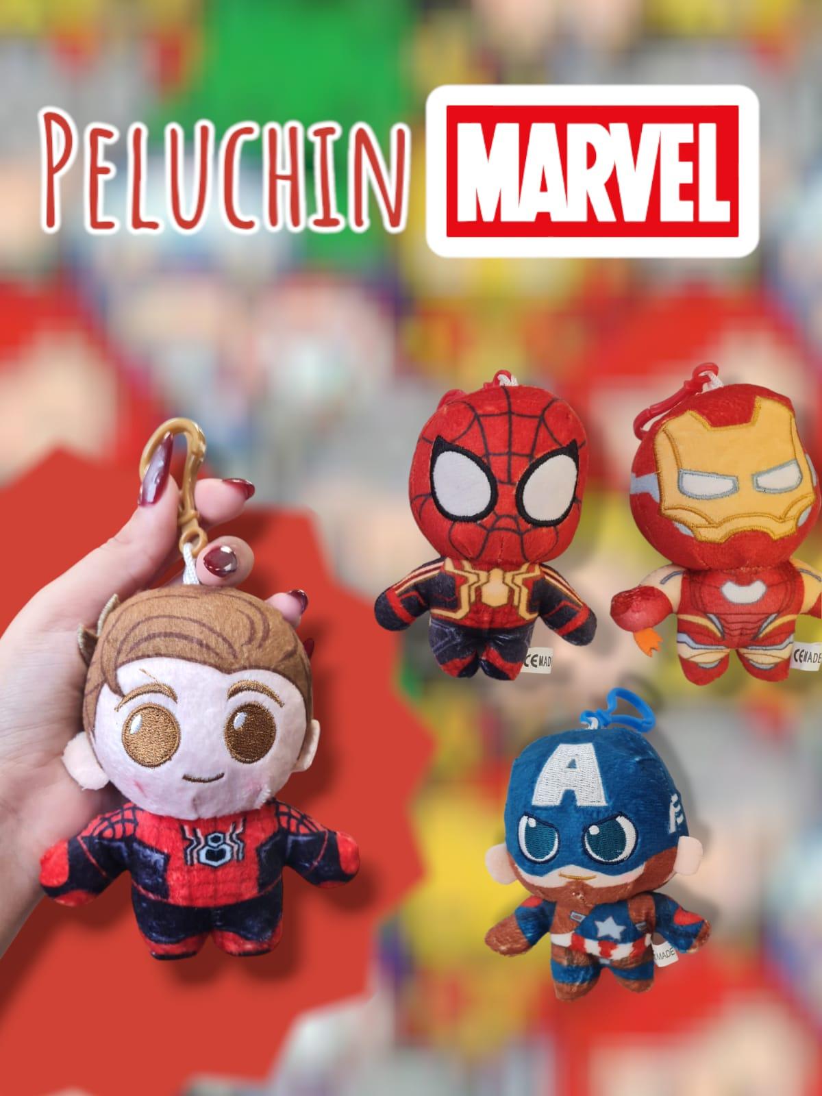 Peluchin Premium PLUSHAROO Marvel
