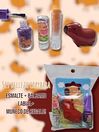 Set Belleza Capybara Esmalte +Bálsamo Labial + Muñeco de regalo